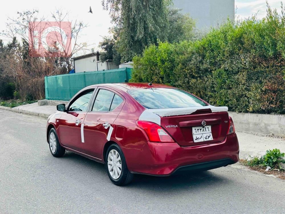 Nissan Versa